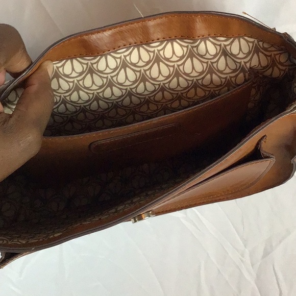 Steve Madden Brown Leather Crossbody Purse 🛍 - Picture 5 of 6